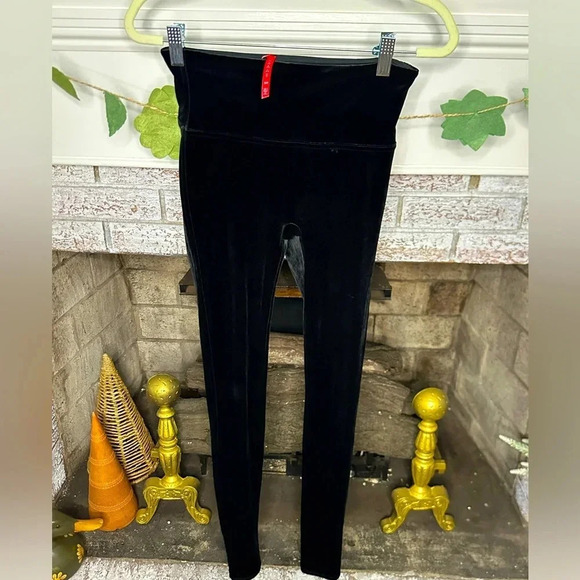 Spanx “velvet” legging women’s size small full length slimming legging - Picture 1 of 4